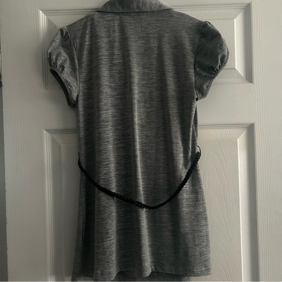 Speechless Gray Career Stretch Textured Button Up Top w/Braided Leather Belt EUC - Picture 6 of 6